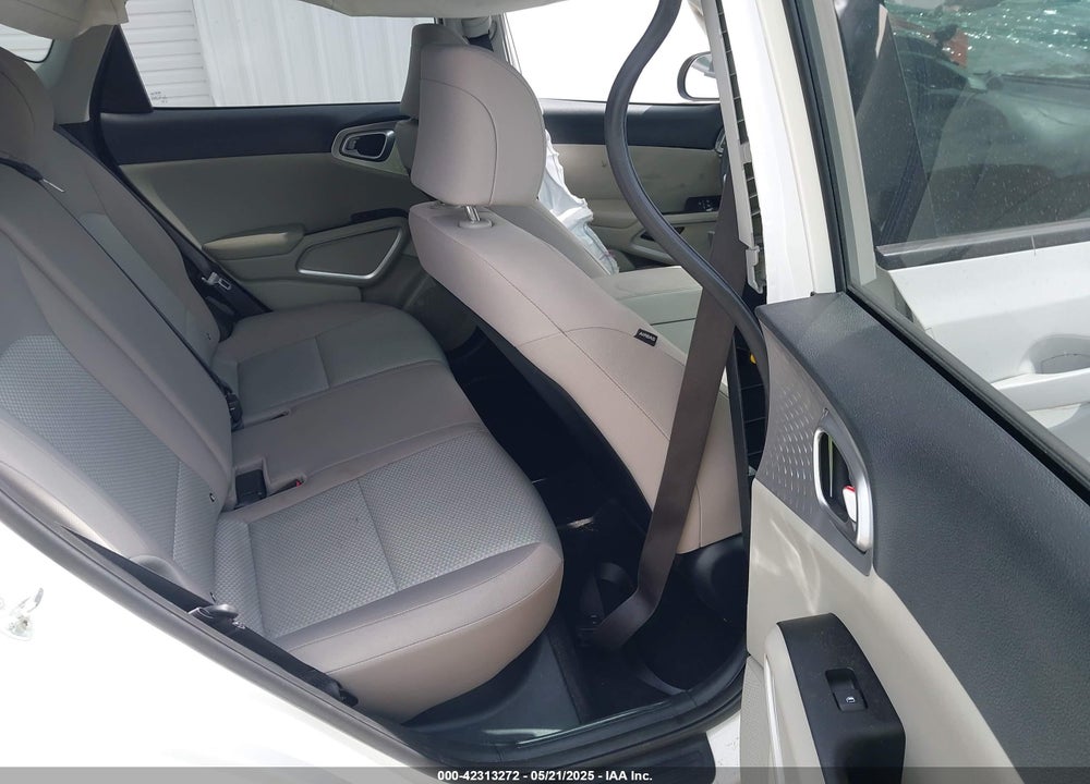 2021 KIA SOUL LX VIN: KNDJ23AU2M7143241