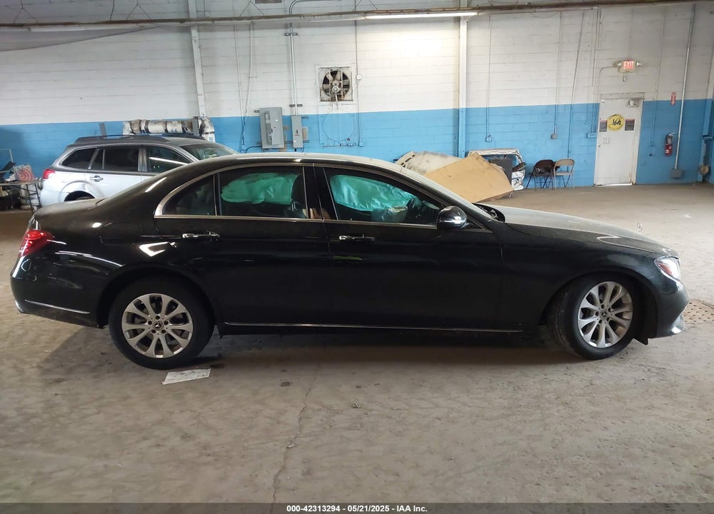 2019 MERCEDES-BENZ E VIN: WDDZF4KB2KA577059