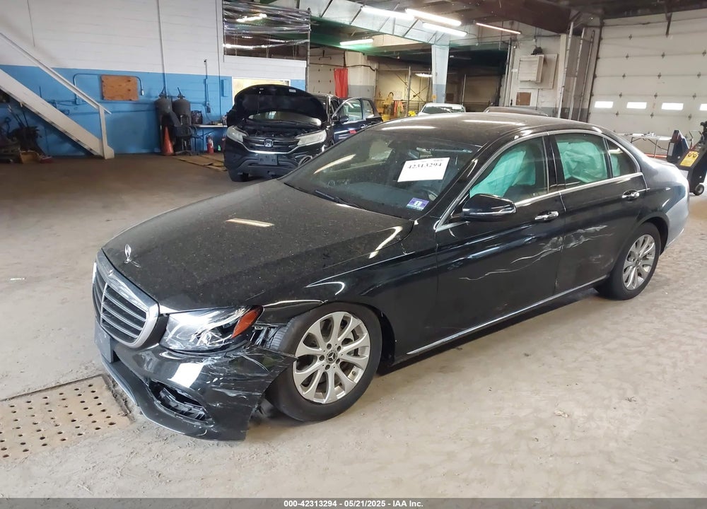 2019 MERCEDES-BENZ E VIN: WDDZF4KB2KA577059