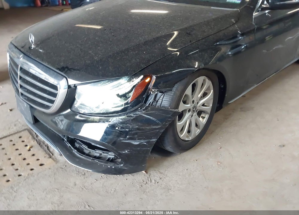 2019 MERCEDES-BENZ E VIN: WDDZF4KB2KA577059