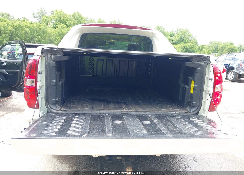 2012 CHEVROLET AVALANCHE 1500 LTZ VIN: 3GNMCGE09CG187885