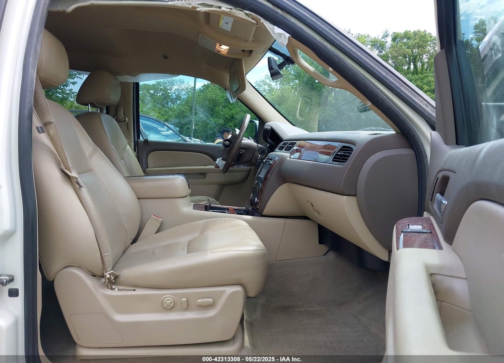 2012 CHEVROLET AVALANCHE 1500 LTZ VIN: 3GNMCGE09CG187885