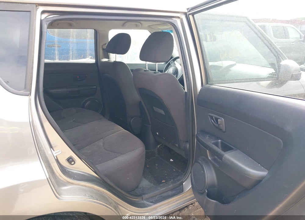 2013 KIA SOUL VIN: KNDJT2A56D7613867