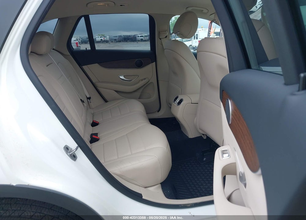 2022 MERCEDES-BENZ GLC 300 VIN: W1N0G8EB9NG116907