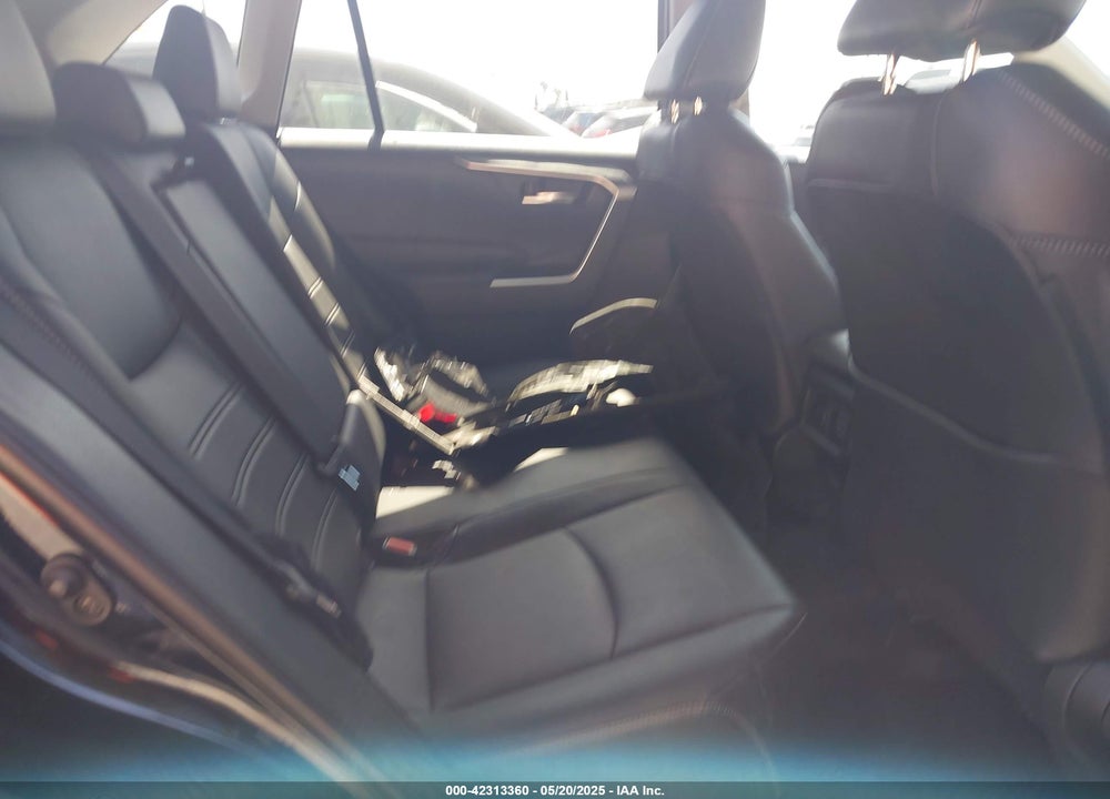 2019 TOYOTA RAV4 VIN: 2T3C1RFV7KC019484