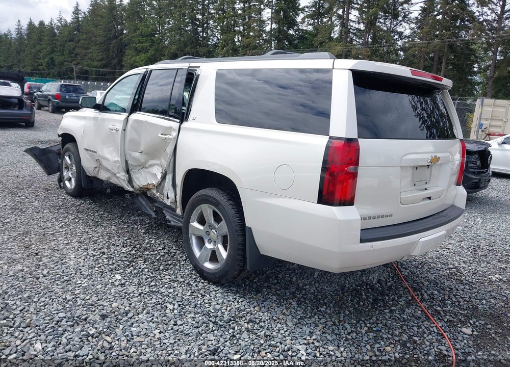 2015 CHEVROLET SUBURBAN 1500 LT VIN: 1GNSKJKCXFR724385