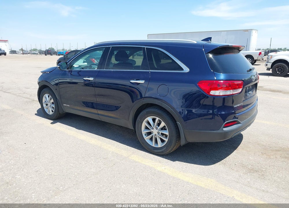 2018 KIA SORENTO VIN: 5XYPGDA58JG394029