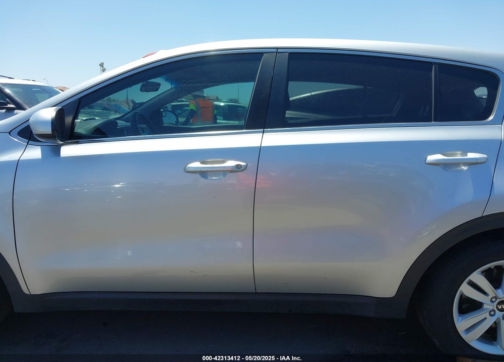 2018 KIA SPORTAGE VIN: KNDPM3AC2J7336450
