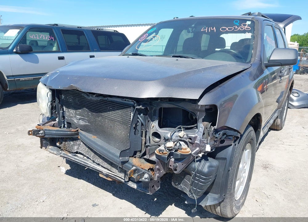 2010 FORD ESCAPE VIN: 1FMCU0D76AKA42828