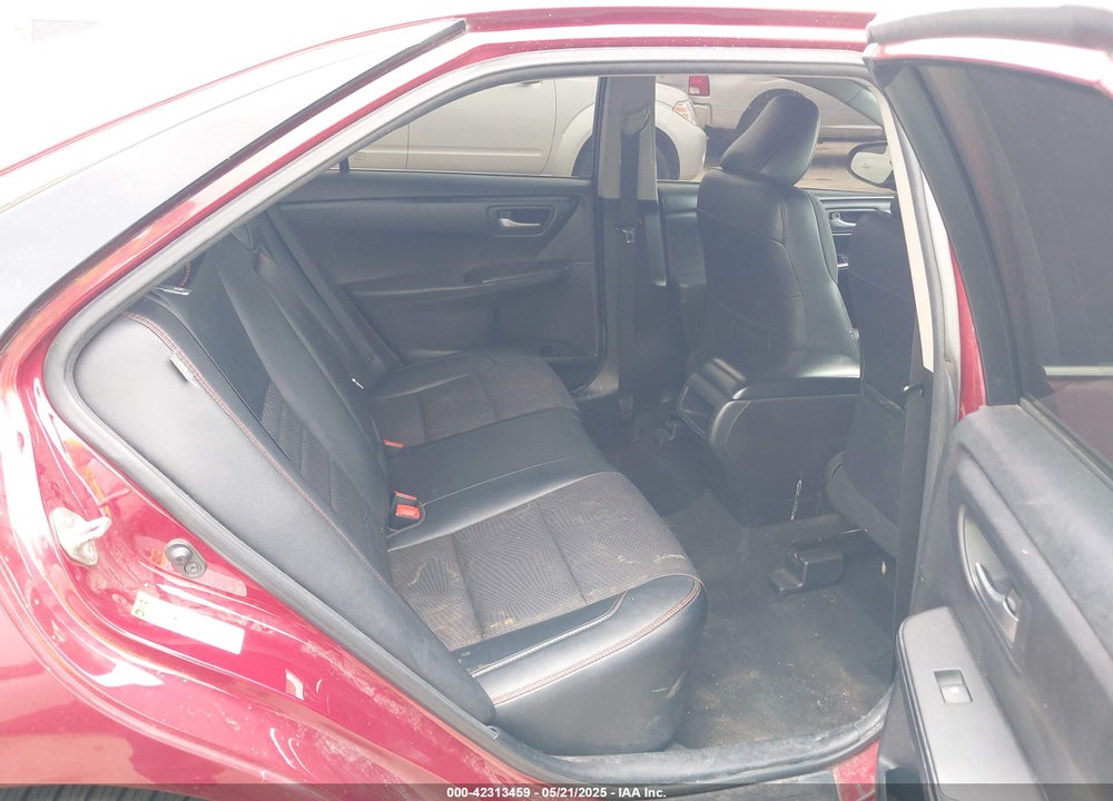 2017 TOYOTA CAMRY SE VIN: 4T1BF1FK2HU759805
