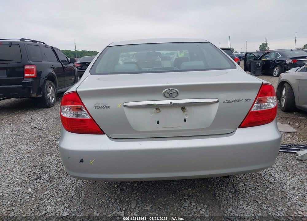 2004 TOYOTA CAMRY XLE VIN: 4T1BE30K14U932800