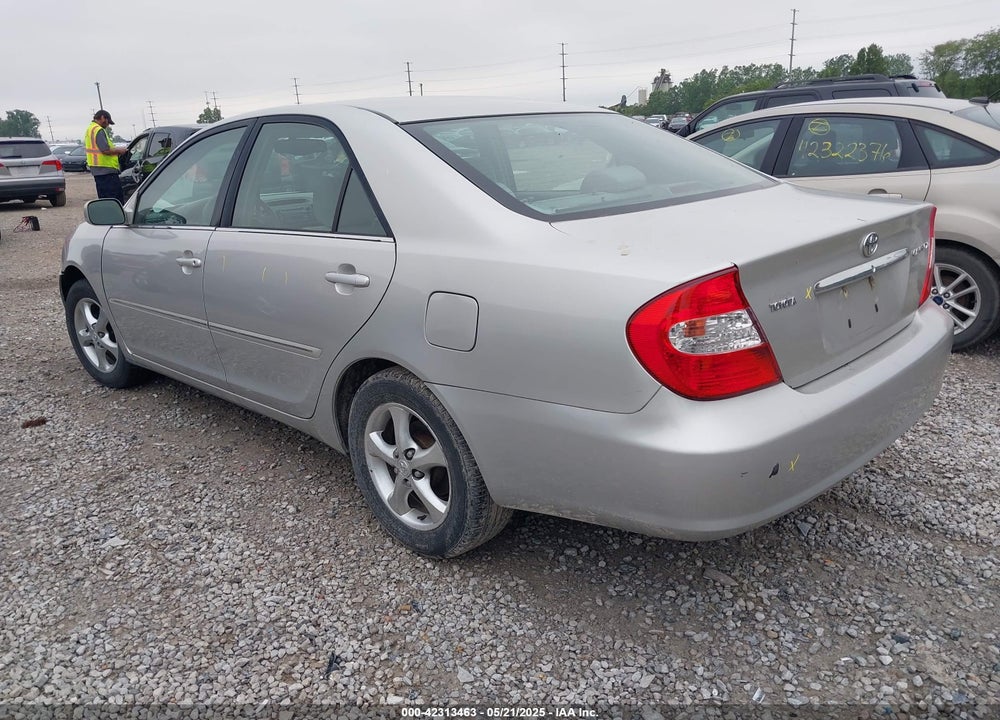 2004 TOYOTA CAMRY XLE VIN: 4T1BE30K14U932800