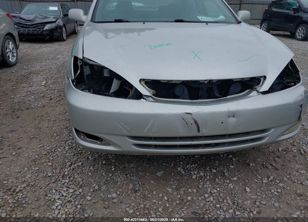 2004 TOYOTA CAMRY XLE VIN: 4T1BE30K14U932800