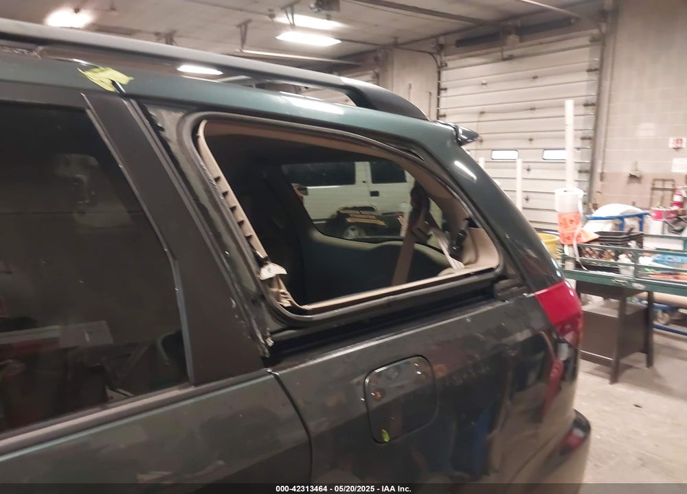 2004 TOYOTA SIENNA VIN: 5TDZA22C54S047082
