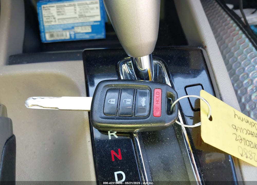 2014 HONDA CIVIC LX VIN: 19XFB2F56EE051746
