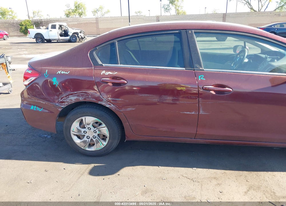 2014 HONDA CIVIC LX VIN: 19XFB2F56EE051746