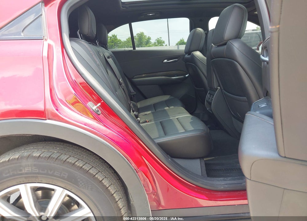 2019 CADILLAC XT4 VIN: 1GYFZER44KF122616