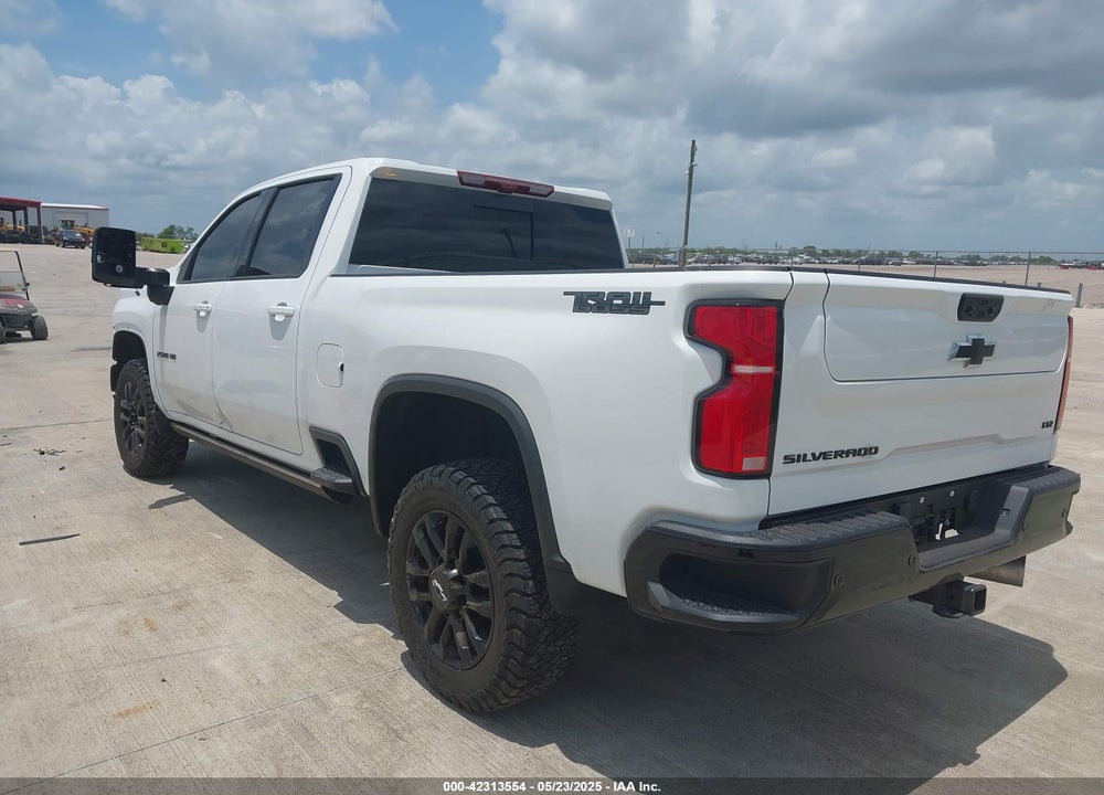 2025 CHEVROLET SILVERADO 2500HD 4WD STANDARD BED LTZ VIN: 2GC4KPEY8S1105363