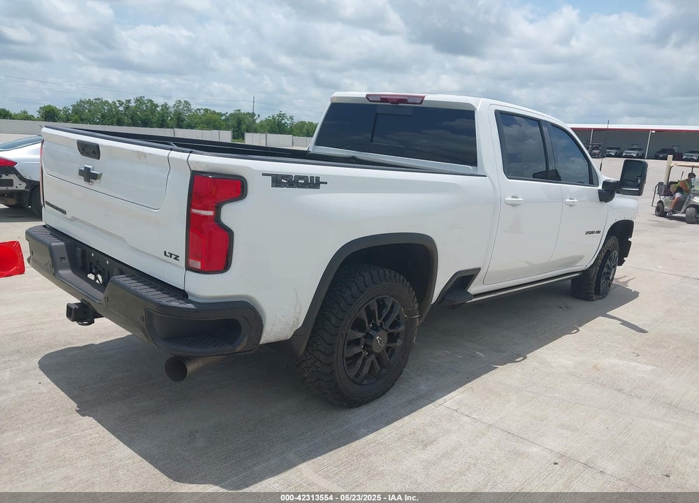 2025 CHEVROLET SILVERADO 2500HD 4WD STANDARD BED LTZ VIN: 2GC4KPEY8S1105363