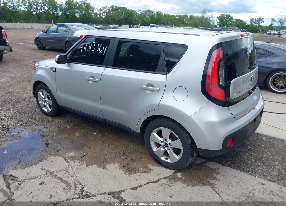 2019 KIA SOUL VIN: KNDJN2A24K7665575