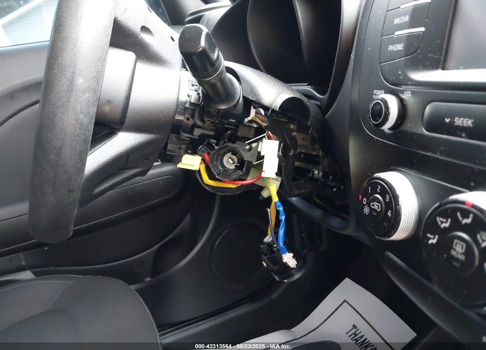 2019 KIA SOUL VIN: KNDJN2A24K7665575