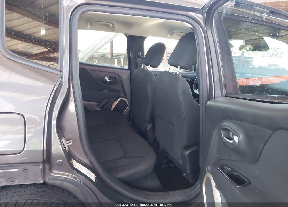 2017 JEEP RENEGADE LATITUDE 4X4 VIN: ZACCJBBB9HPE88147