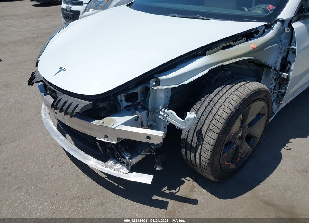 2022 TESLA MODEL 3 REAR-WHEEL DRIVE VIN: 5YJ3E1EA6NF376605