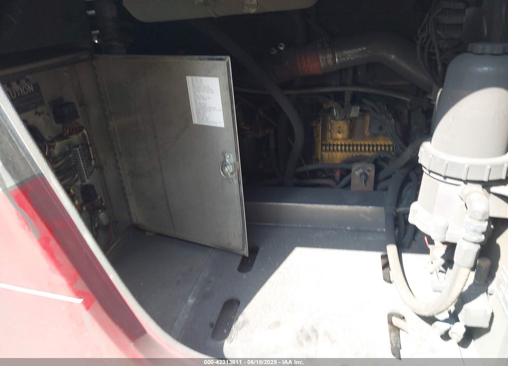 2006 NEWE P2000I VIN: 1N9458X8061011774