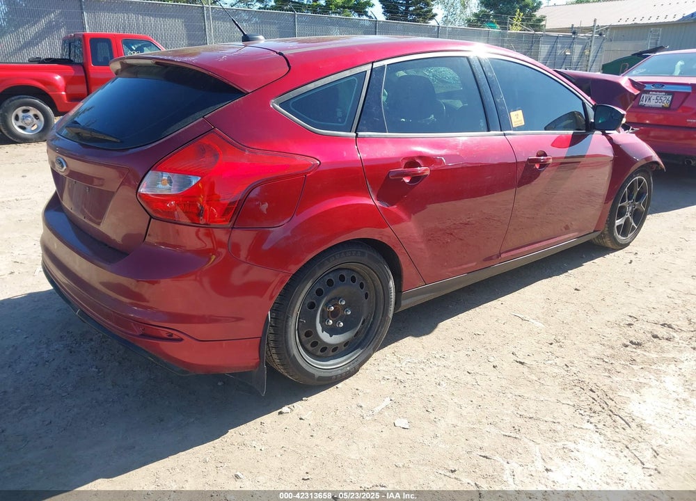 2014 FORD FOCUS VIN: 1FADP3K22EL181420