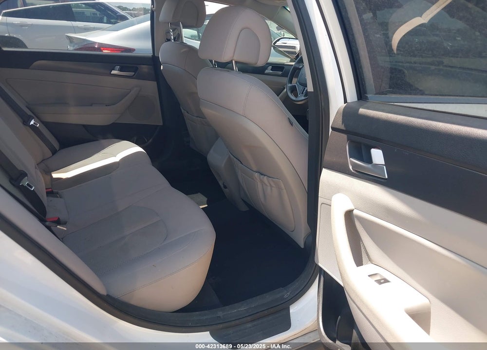 2016 HYUNDAI SONATA VIN: 5NPE34AF6GH311906