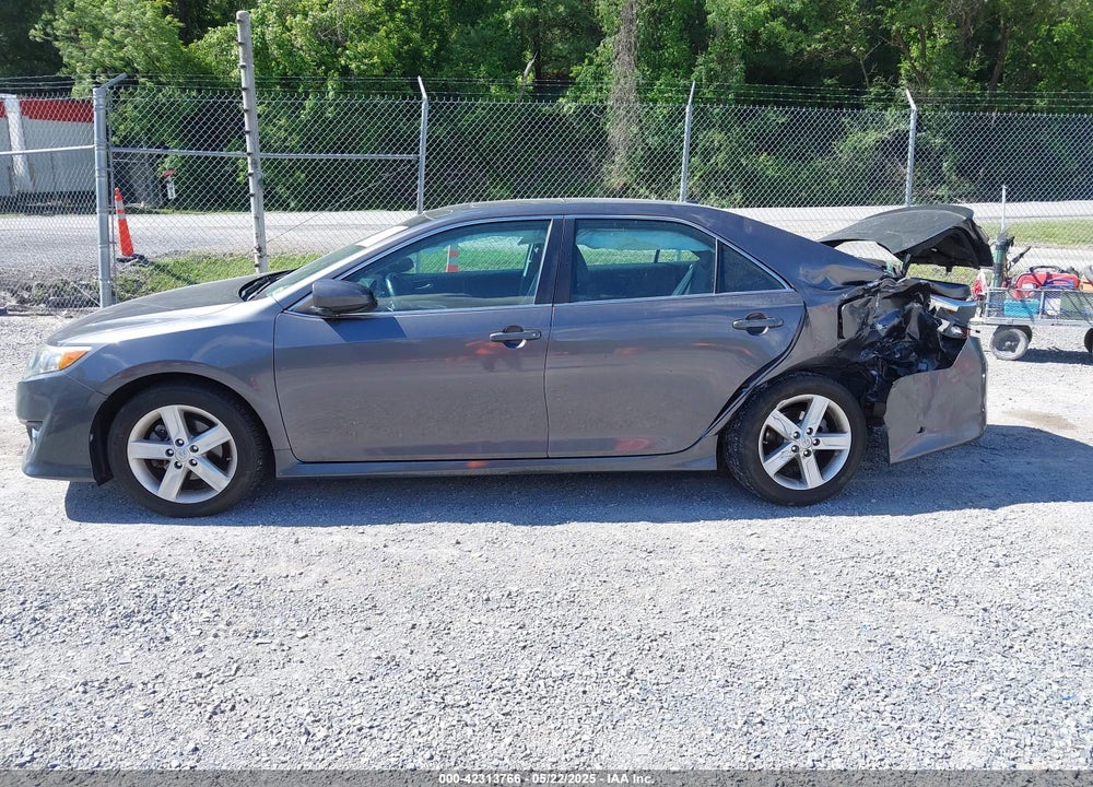 2014 TOYOTA CAMRY SE VIN: 4T1BF1FK7EU301253