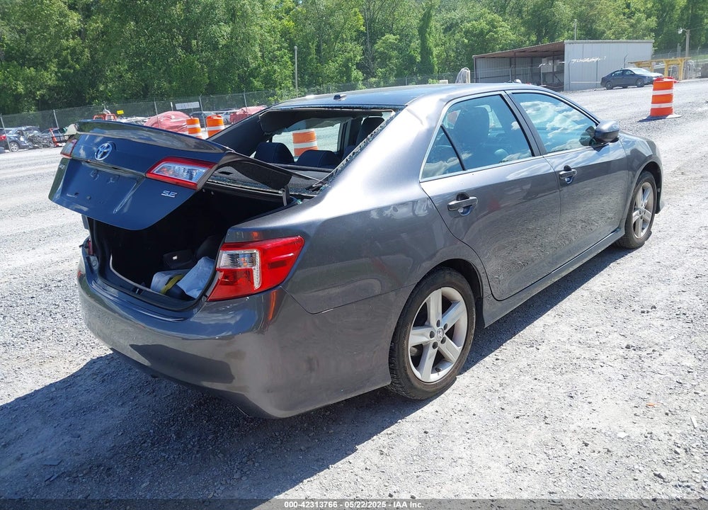 2014 TOYOTA CAMRY SE VIN: 4T1BF1FK7EU301253