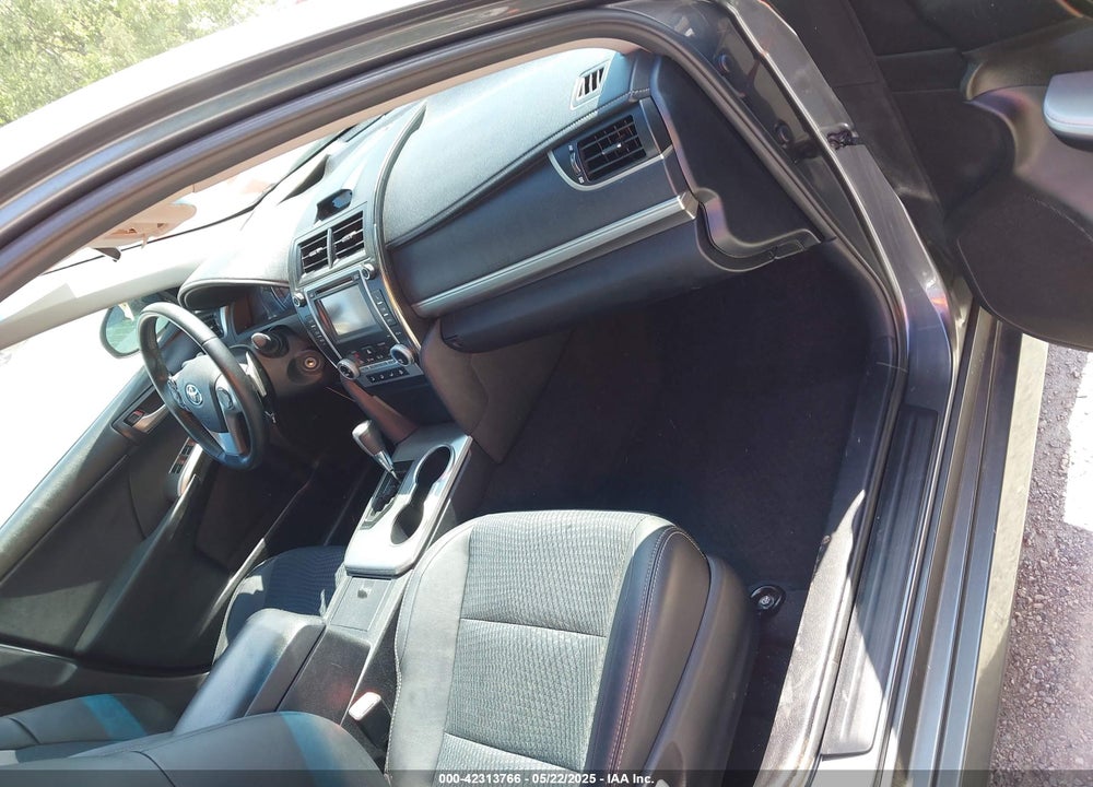 2014 TOYOTA CAMRY SE VIN: 4T1BF1FK7EU301253