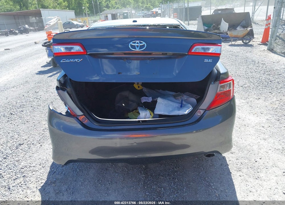 2014 TOYOTA CAMRY SE VIN: 4T1BF1FK7EU301253
