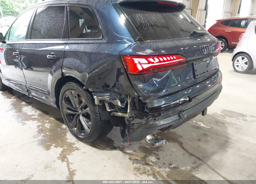 2025 AUDI Q7 PRESTIGE 55 TFSI QUATTRO TIPTRONIC VIN: WA1VVBF72SD023213