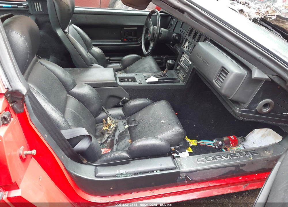 1984 CHEVROLET CORVETTE VIN: 1G1AY0785E5147037