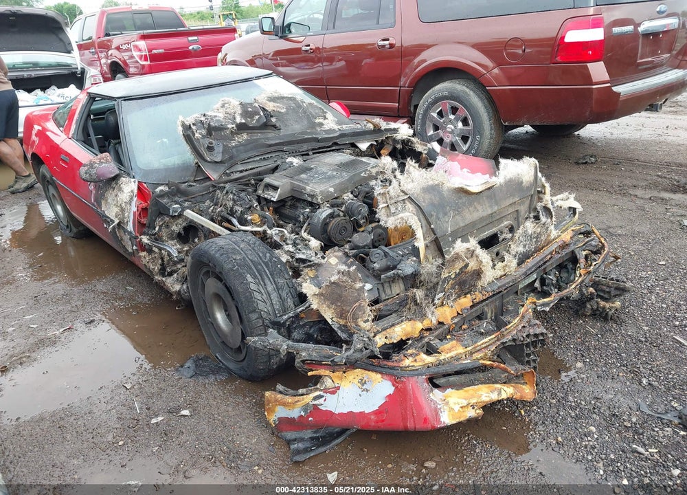 1984 CHEVROLET CORVETTE VIN: 1G1AY0785E5147037