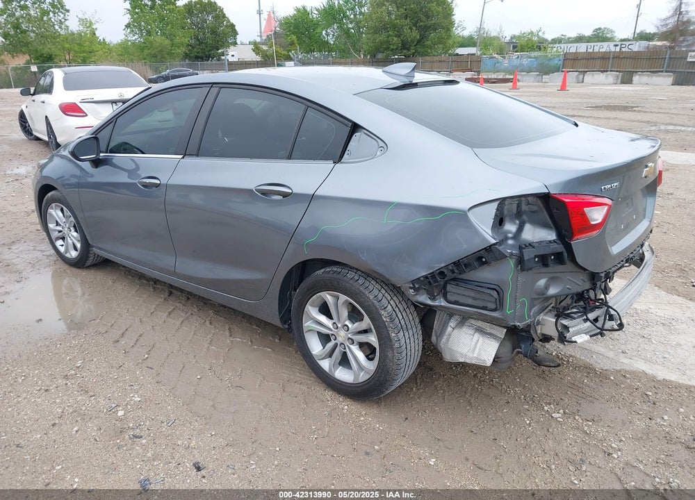 2019 CHEVROLET CRUZE VIN: 1G1BE5SM2K7103799