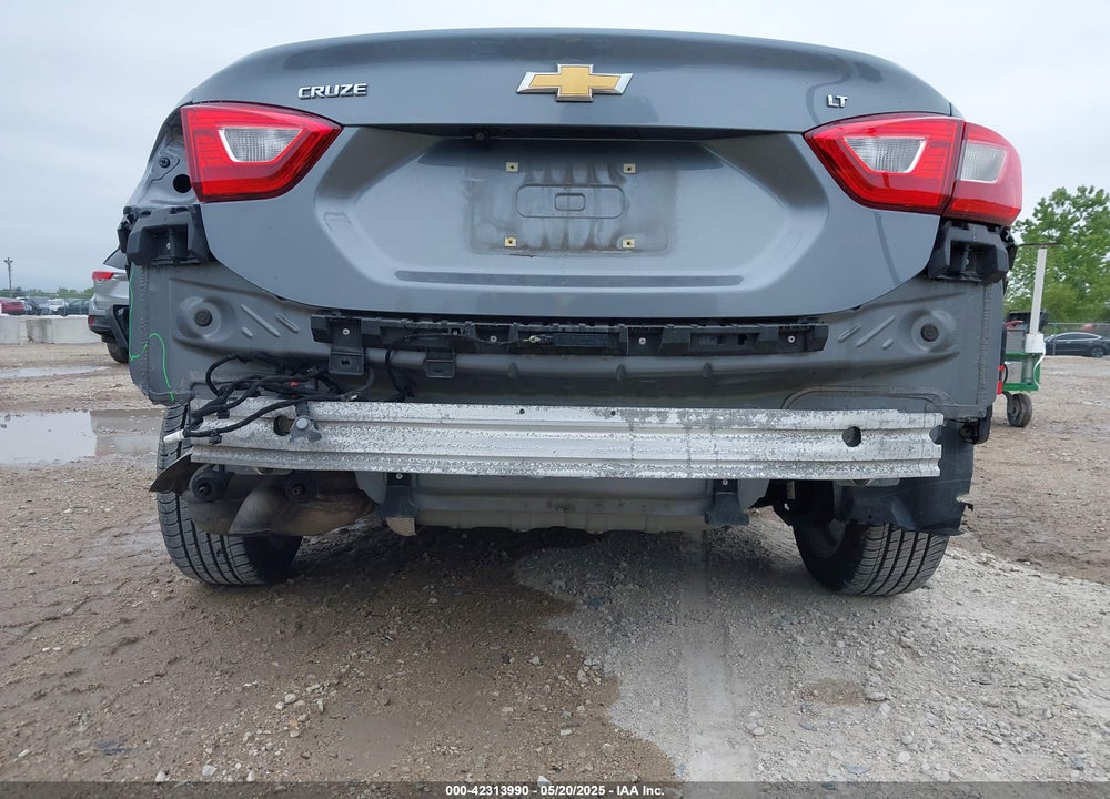 2019 CHEVROLET CRUZE VIN: 1G1BE5SM2K7103799
