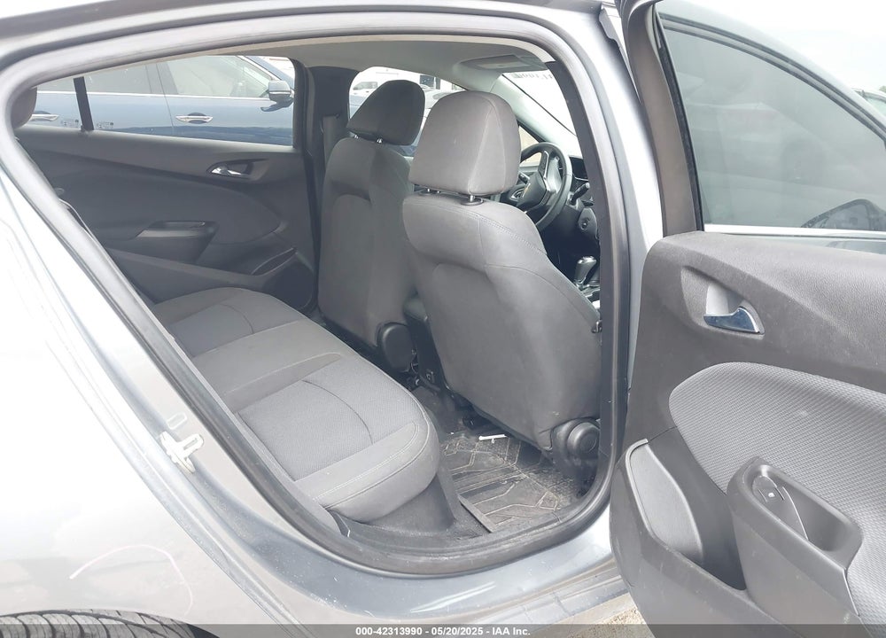 2019 CHEVROLET CRUZE VIN: 1G1BE5SM2K7103799