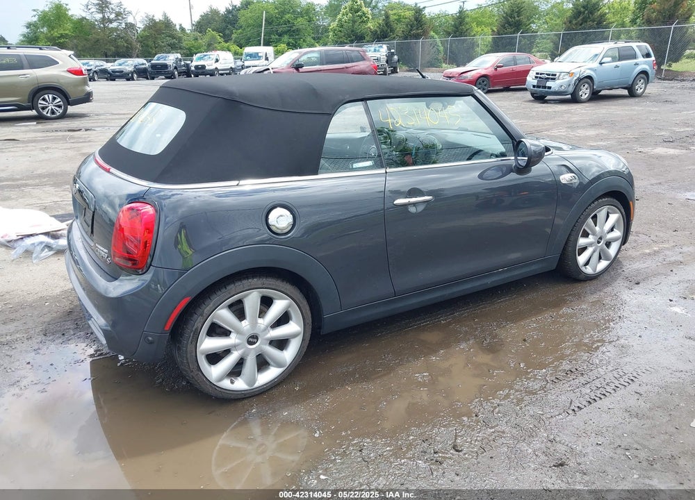 2021 MINI CONVERTIBLE COOPER S VIN: WMWWJ5C06M3M15700