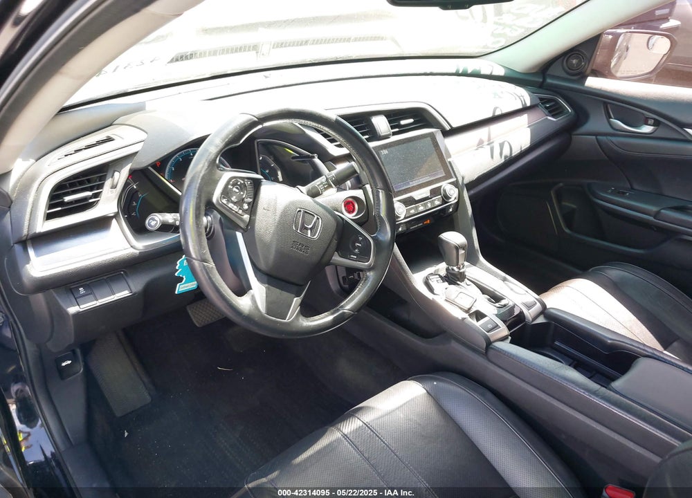 2017 HONDA CIVIC EX-L VIN: 2HGFC1F78HH653647