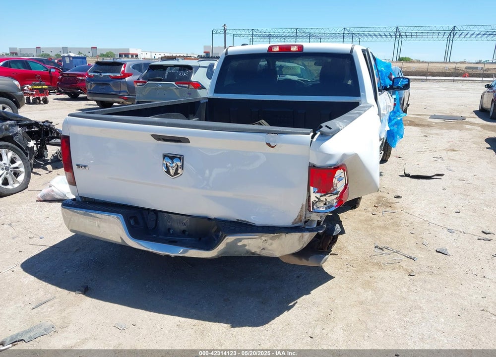 2021 RAM 1500 CLASSIC VIN: 1C6RR6TTXMS517345