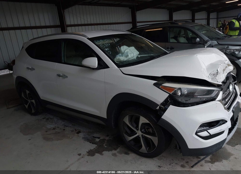 2017 HYUNDAI TUCSON VIN: KM8J3CA28HU299458
