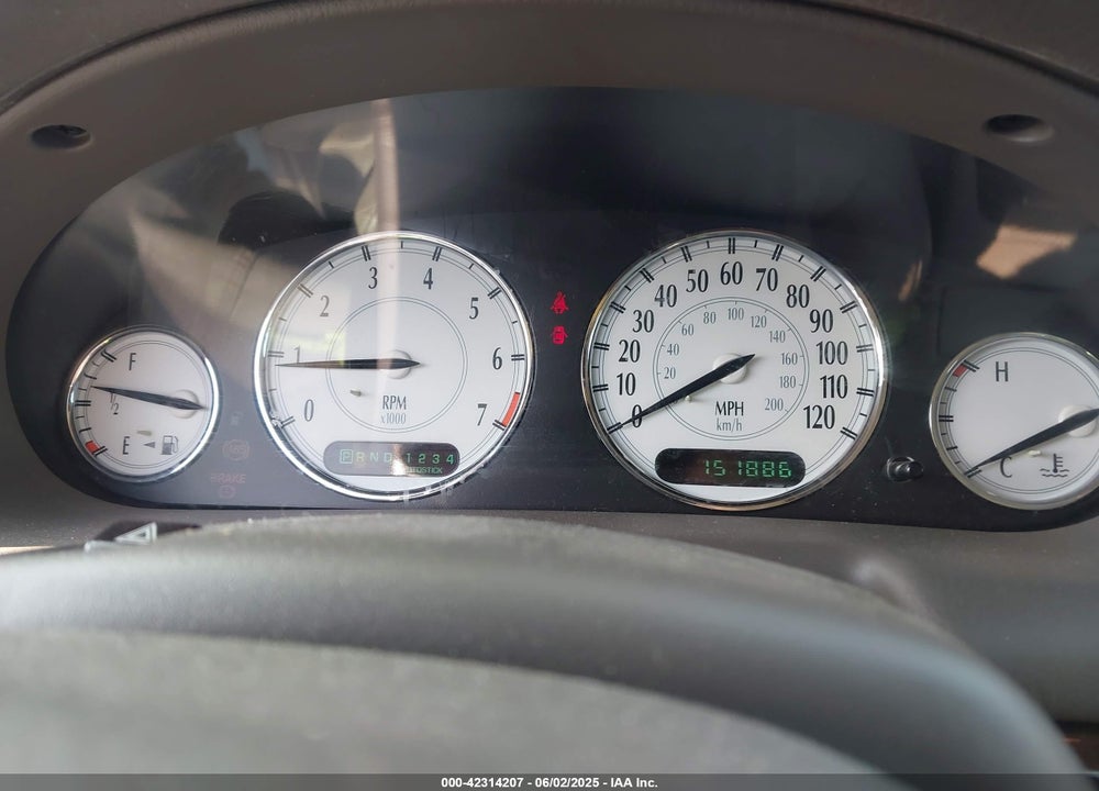2002 CHRYSLER 300M VIN: 2C3AE66G52H118044