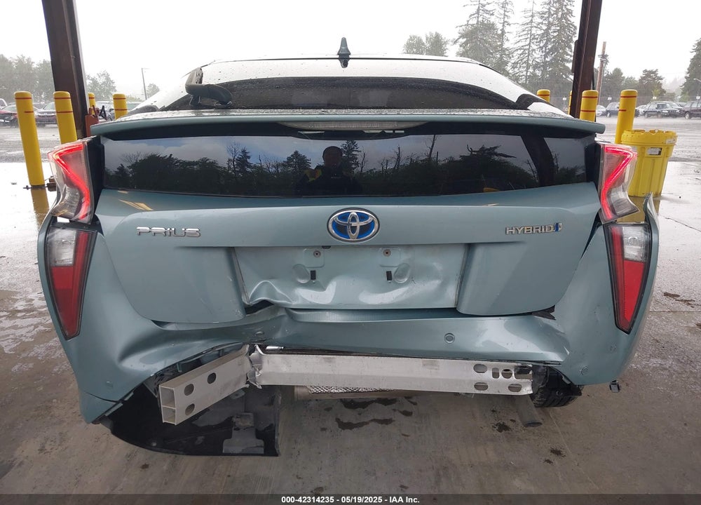 2016 TOYOTA PRIUS VIN: JTDKARFU9G3024875