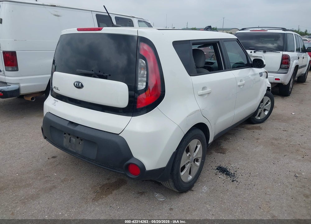 2015 KIA SOUL VIN: KNDJN2A21F7163709