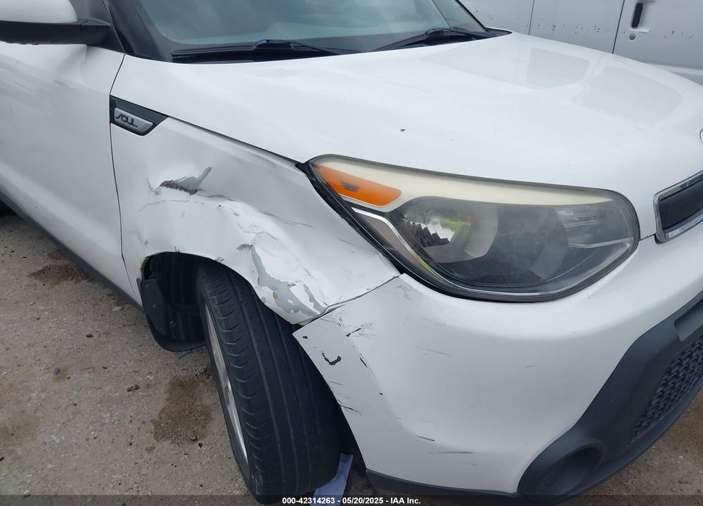 2015 KIA SOUL VIN: KNDJN2A21F7163709