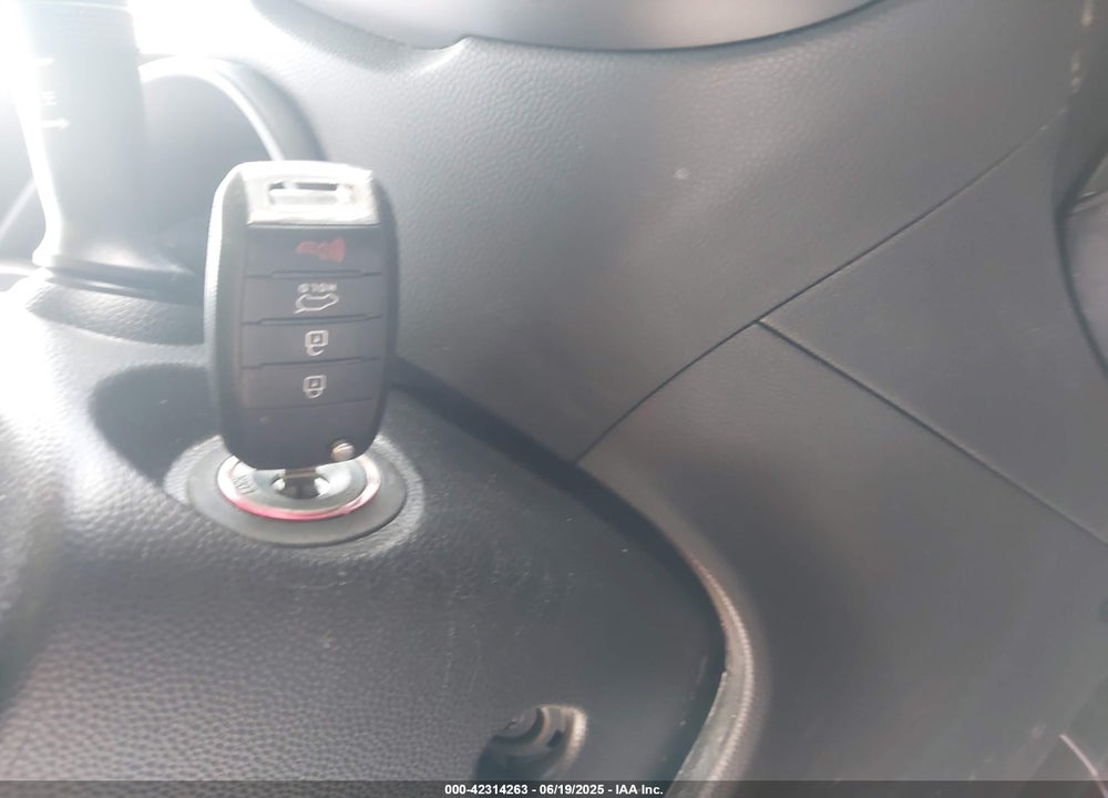 2015 KIA SOUL VIN: KNDJN2A21F7163709