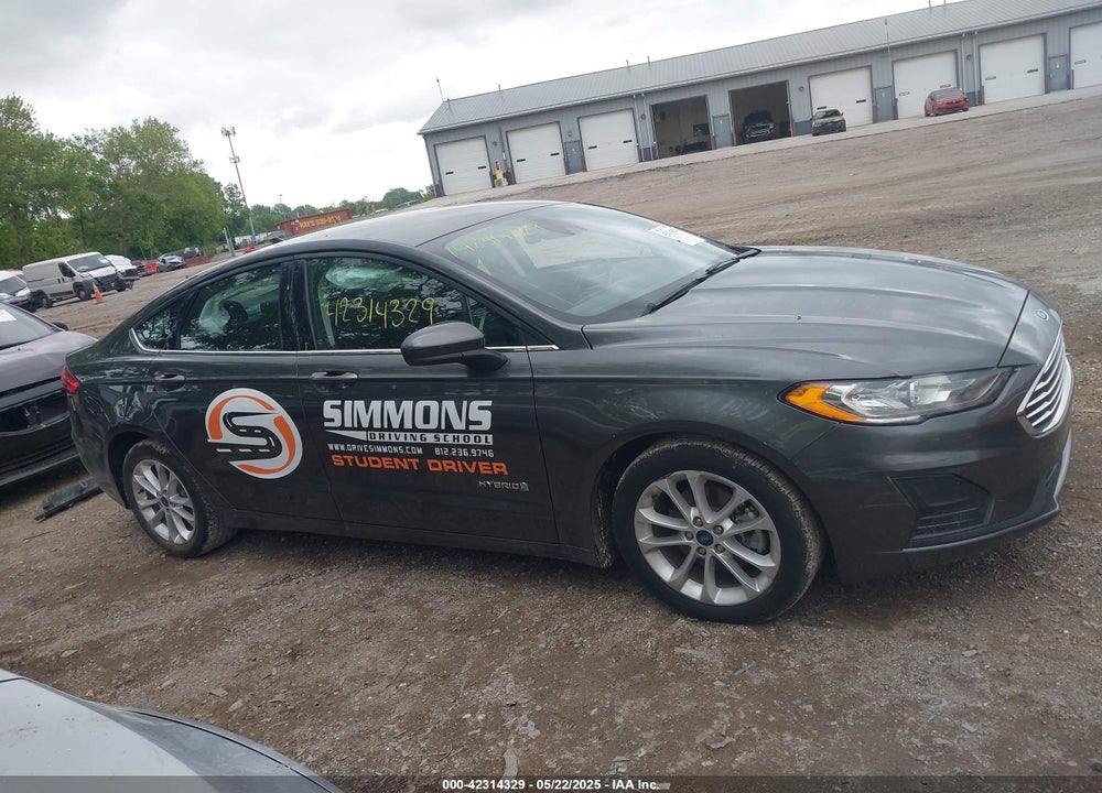 2019 FORD FUSION HYBRID VIN: 3FA6P0LU1KR154794